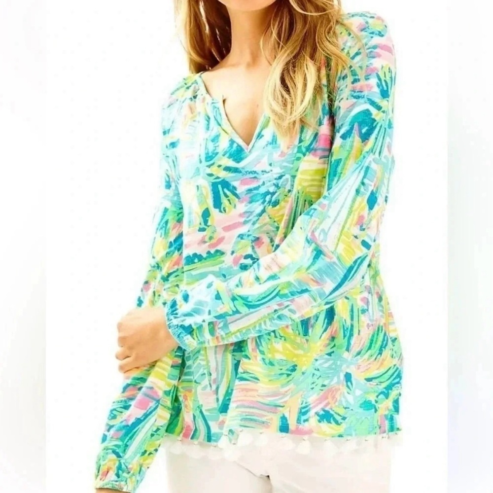 Lilly Pulitzer Linzy Top Blouse Shirt Size Small Tassel in Sea Salt and Sun